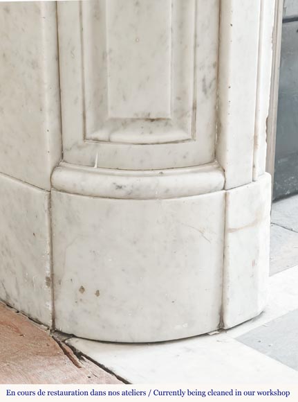 Louis XVI style fireplace in Carrara marble with rounded corner molding-4