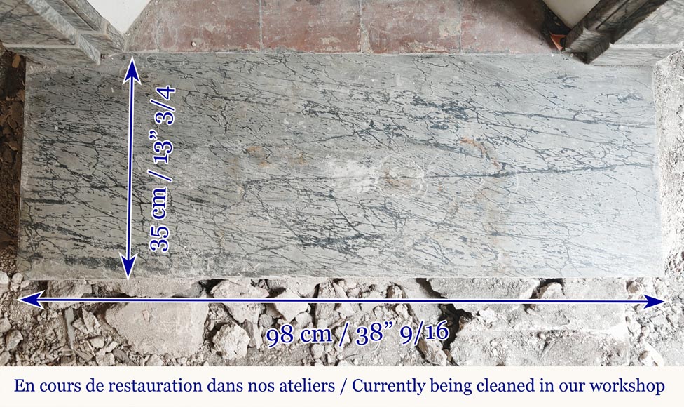 Small modillion-type fireplace in blue flowered marble-8