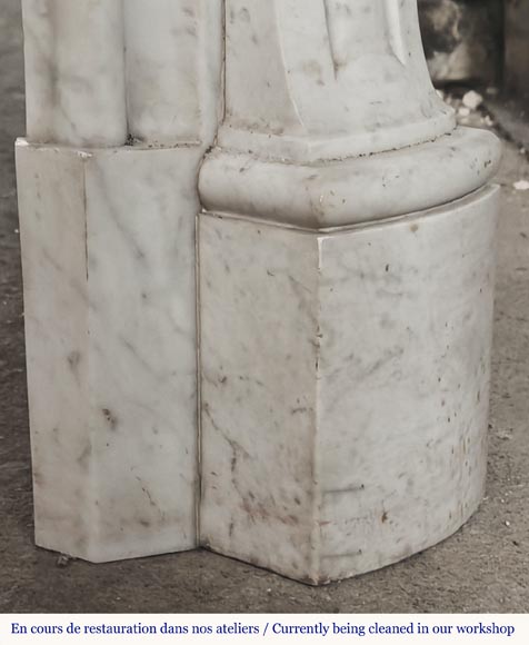 Louis XV style fireplace in Carrara marble, with a spiral shell-8