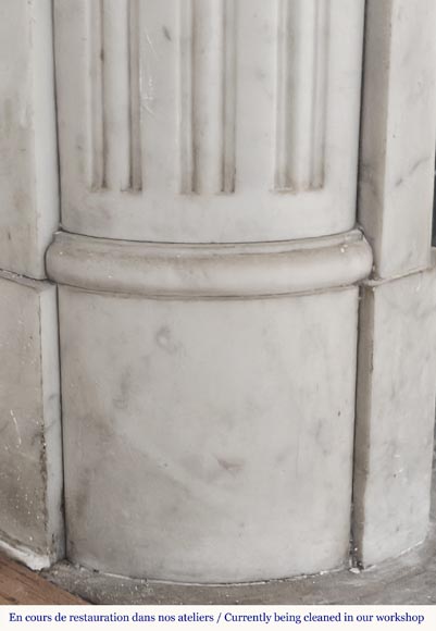 Louis XVI fireplace with rounded corners, in Carrara marble-4