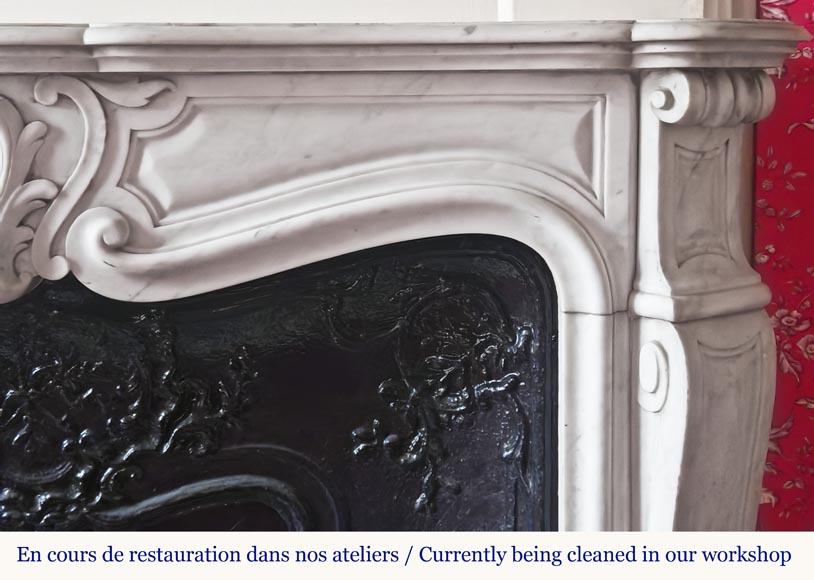 Louis XV style fireplace in Carrara marble with an asymmetrical shell-7