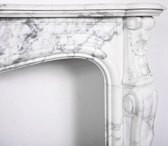 Louis XV style fireplace in Arabescato marble, decorated with an asymmetrical palmette-10