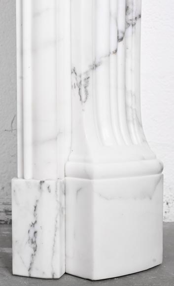 Louis XV style fireplace in Arabescato marble, decorated with an asymmetrical palmette-11