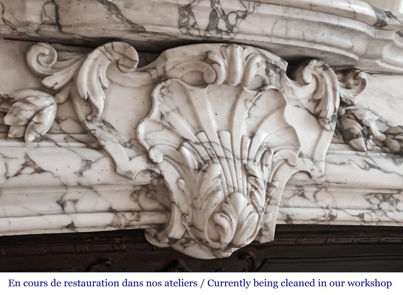 Important Regency-style fireplace adorned with a shell motif, in purple breccia marble-2