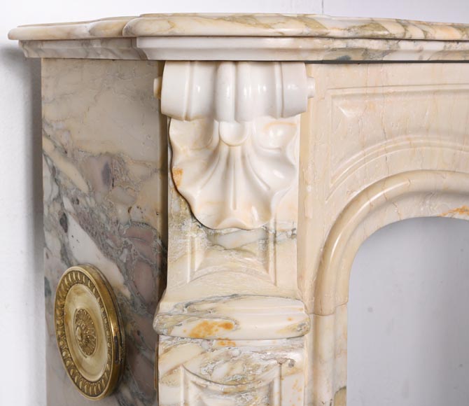 Louis XV style fireplace with three shells in Médou breccia Louis XV style fireplace with three shells in Médou breccia-4