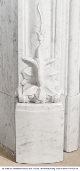 Louis XV style fireplace in Carrara marble with shell decoration-5