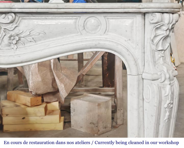 Louis XV style fireplace in Carrara marble with shell decoration-7