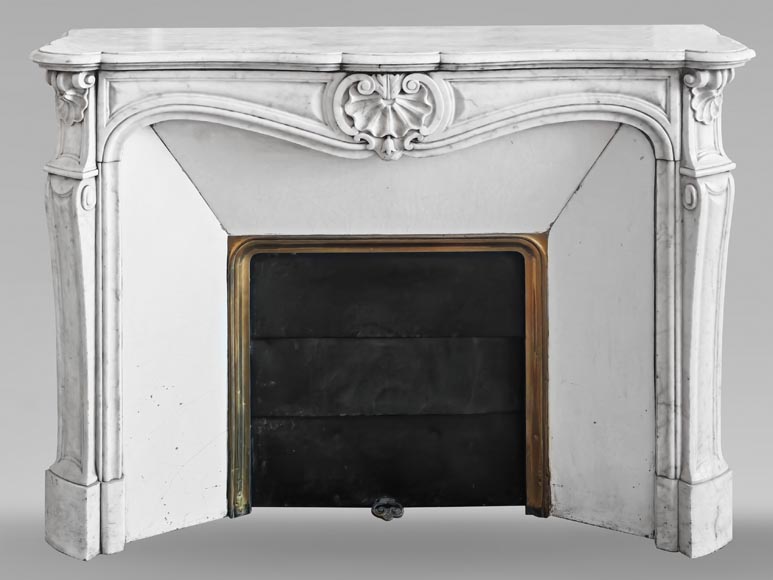 Louis XV style fireplace in Carrara marble decorated with a shell-0