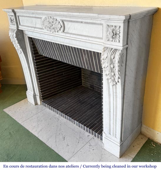Louis XVI style fireplace in Carrara marble decorated with pearls-7