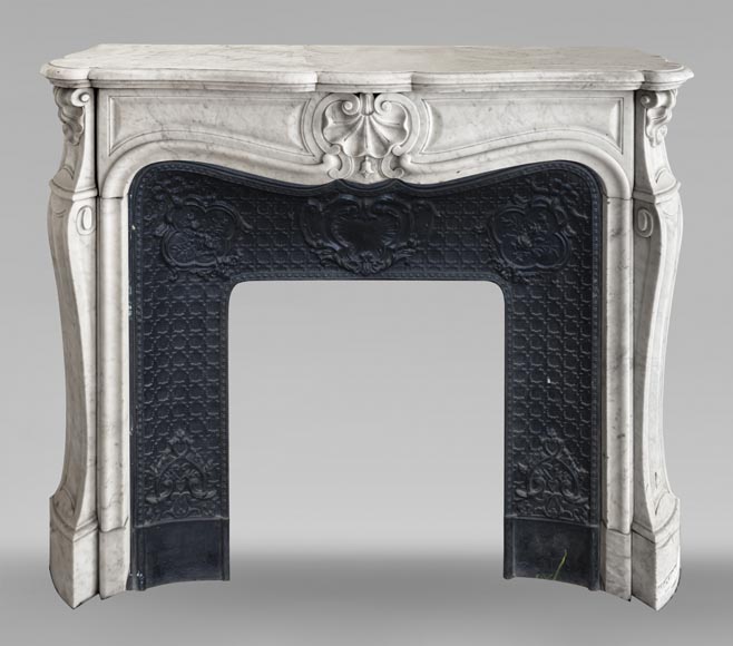 Louis XV style fireplace decorated with a shell, in Carrara marble-0
