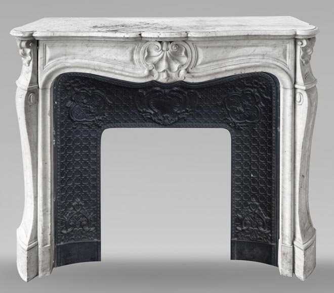 Louis XV style fireplace in Carrara marble decorated with a shell-0