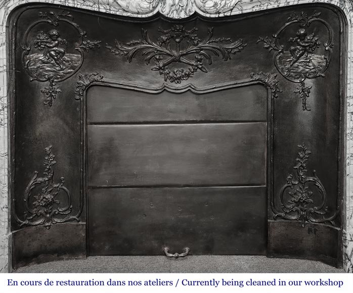 Louis XV style fireplace decorated with a shell motif, in blue floral marble Louis XV style fireplace decorated with a shell motif, in blue floral marble-9