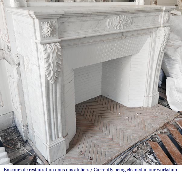 Louis XVI style fireplace decorated with acanthus leaves, in Carrara marble-2