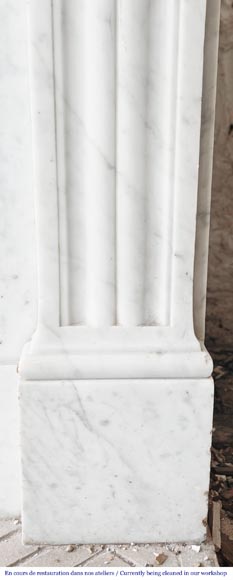 Louis XVI style fireplace decorated with acanthus leaves, in Carrara marble-7