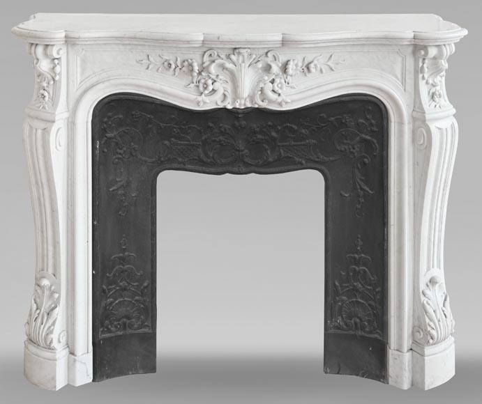 Louis XV style fireplace in Carrara marble, with richly sculpted floral decoration Louis XV style fireplace in Carrara marble, with richly sculpted floral decoration-0