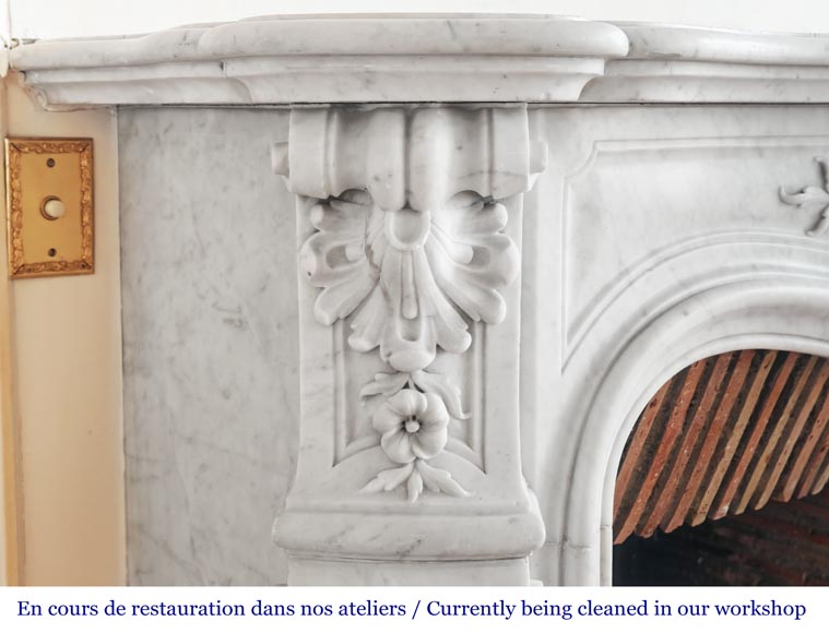 Louis XV style fireplace in Carrara marble, with richly sculpted floral decoration Louis XV style fireplace in Carrara marble, with richly sculpted floral decoration-5