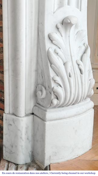 Louis XV style fireplace in Carrara marble, with richly sculpted floral decoration Louis XV style fireplace in Carrara marble, with richly sculpted floral decoration-10