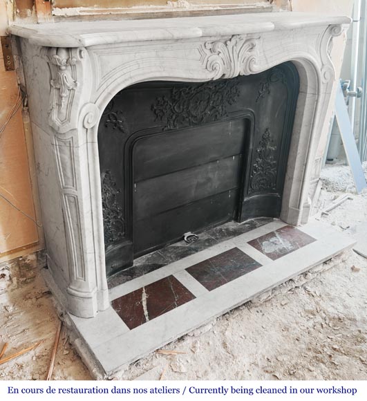 Louis XV style fireplace decorated with a palmette, in Carrara marble Louis XV style fireplace decorated with a palmette, in Carrara marble-3