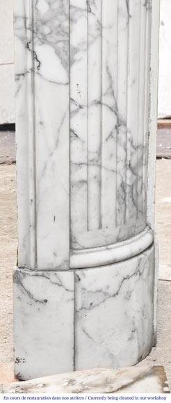 Louis XVI style fireplace in Arabescato marble with rounded corners Louis XVI style fireplace in Arabescato marble with rounded corners-7