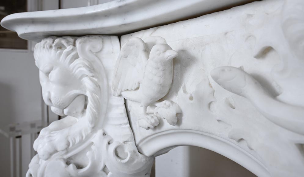 Late 18th-century Venetian fireplace in statuary marble, featuring animal ornamentation Late 18th-century Venetian fireplace in statuary marble, featuring animal ornamentation-5