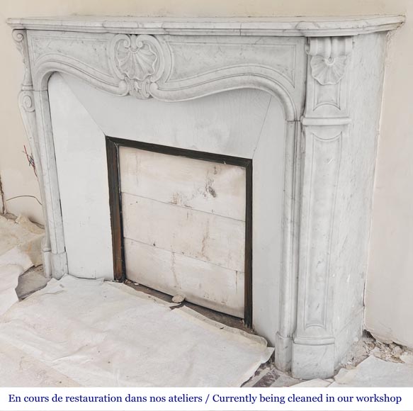 Louis XV style Carrara marble fireplace with shell motifs Louis XV style Carrara marble fireplace with shell motifs-6