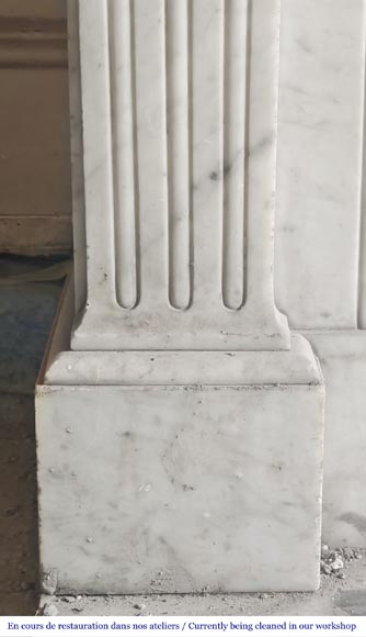 Restoration-period Carrara marble fireplace with water-leaf ornamentation-4