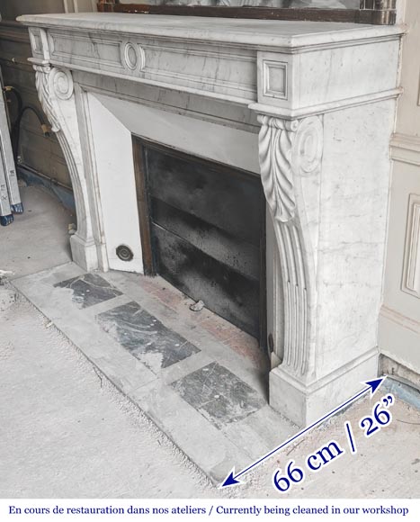 Restoration-period Carrara marble fireplace with water-leaf ornamentation-5