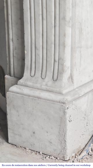 Restoration-period Carrara marble fireplace with water-leaf ornamentation-8