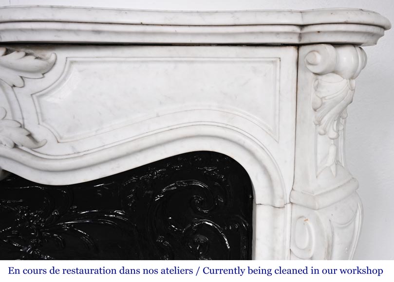 Louis XV-style fireplace in Carrara marble, featuring an asymmetrical palmette motif Louis XV-style fireplace in Carrara marble, featuring an asymmetrical palmette motif-9