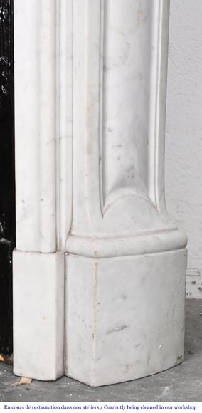 Louis XV-style fireplace in Carrara marble, featuring an asymmetrical palmette motif Louis XV-style fireplace in Carrara marble, featuring an asymmetrical palmette motif-10
