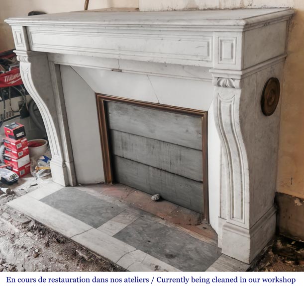 Napoleon III-style fireplace with corbel-like detailing, in Carrara marble Napoleon III-style fireplace with corbel-like detailing, in Carrara marble-4
