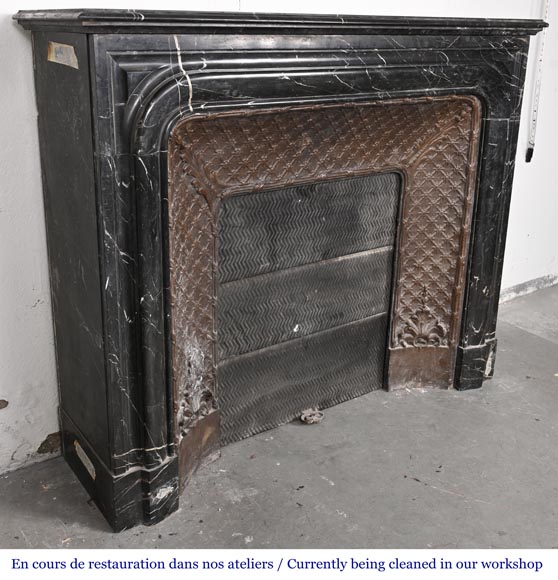 Louis XIV-style fireplace in black Marquina marble Louis XIV-style fireplace in black Marquina marble-2