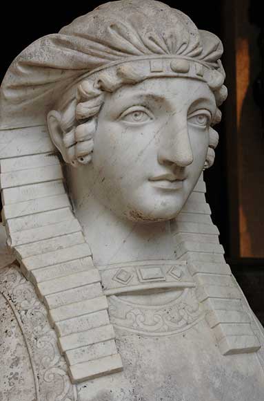 Exceptional pair of neoclassical sphinxes in Carrare marble-4