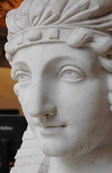Exceptional pair of neoclassical sphinxes in Carrare marble-6