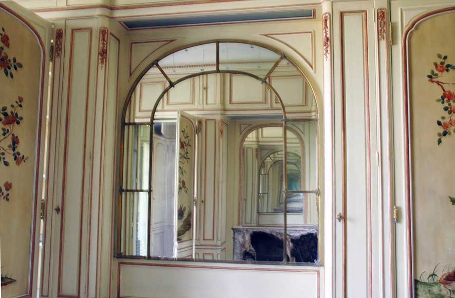 Paneled room with Coromandel lacquer panels-5