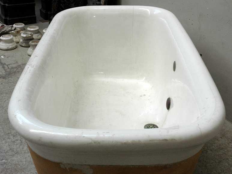 Bathtub-1