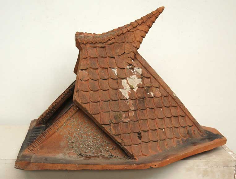 Antique terracotta roof decorations-3
