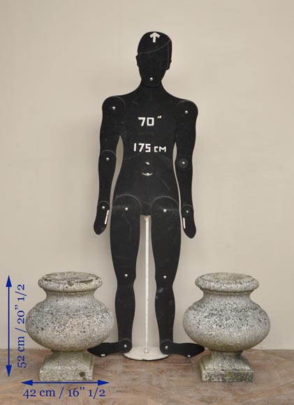 Antique pair of garden vases in granite-9