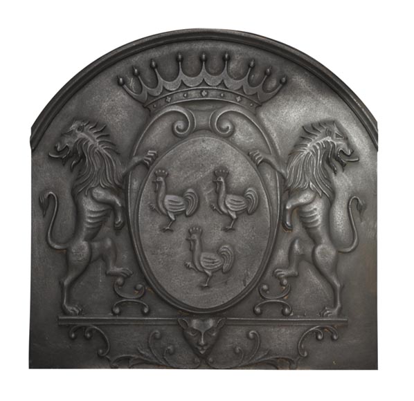 Cast iron fireback with roosters and lions decoration-0