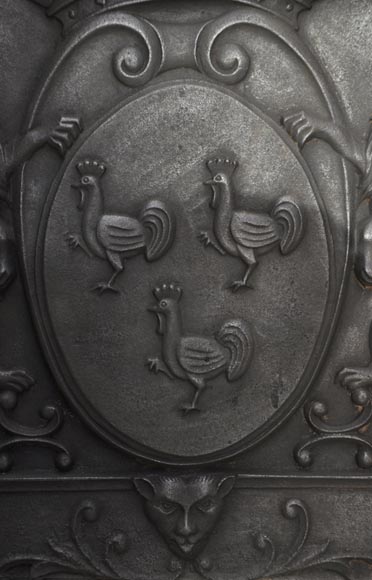 Cast iron fireback with roosters and lions decoration-1